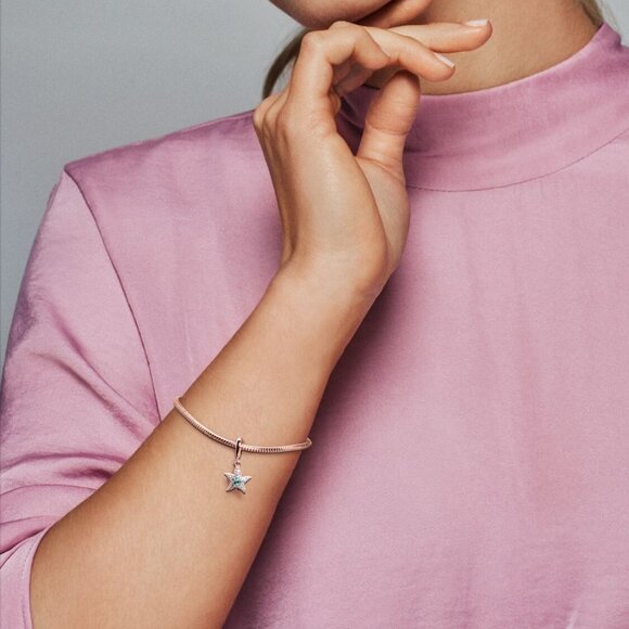 Pandora Sparkling Starfish Dangle Charm - Picture 6 of 6